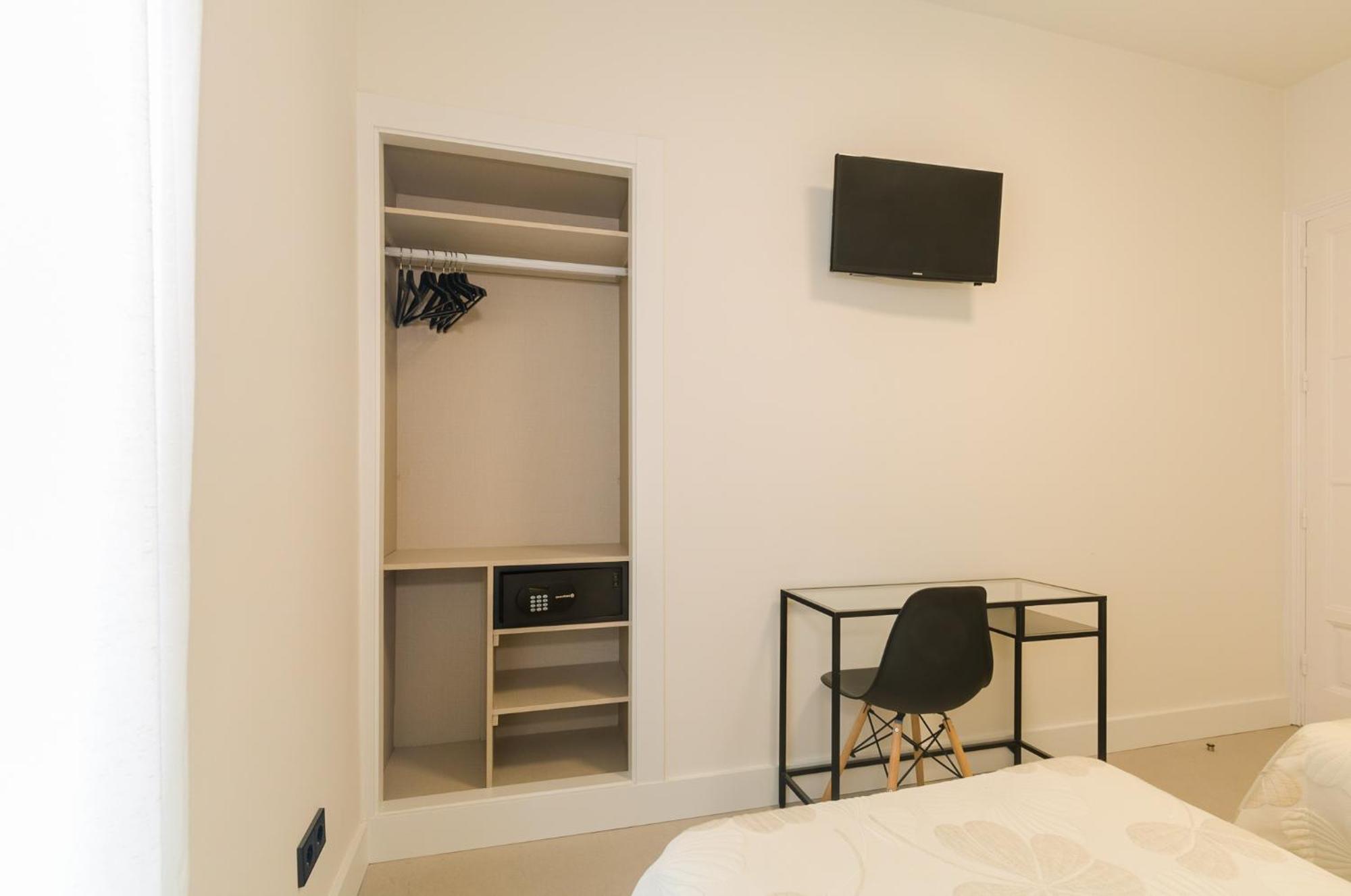 Hostal Excelsior — Photos 1